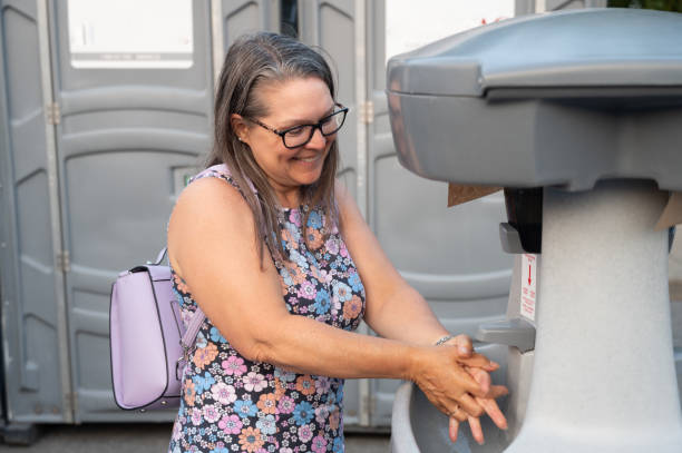 Best Luxury portable toilet rental  in Crofton, MD